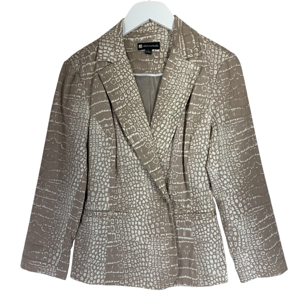 Valerie Bertinelli  woman Beige Crocodile Pattern Blazer size small